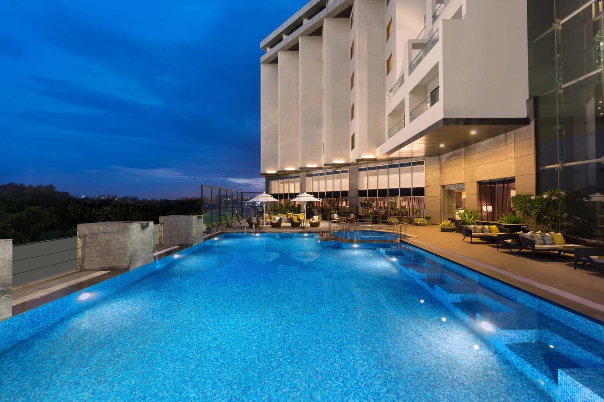 Four Points By Sheraton Visakhapatnam Hotel Exterior photo