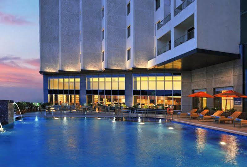 Four Points By Sheraton Visakhapatnam Hotel Exterior photo